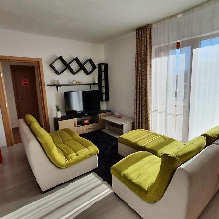 Apartament La Casa In Curte Comuna Appartement Codlea Buitenkant foto
