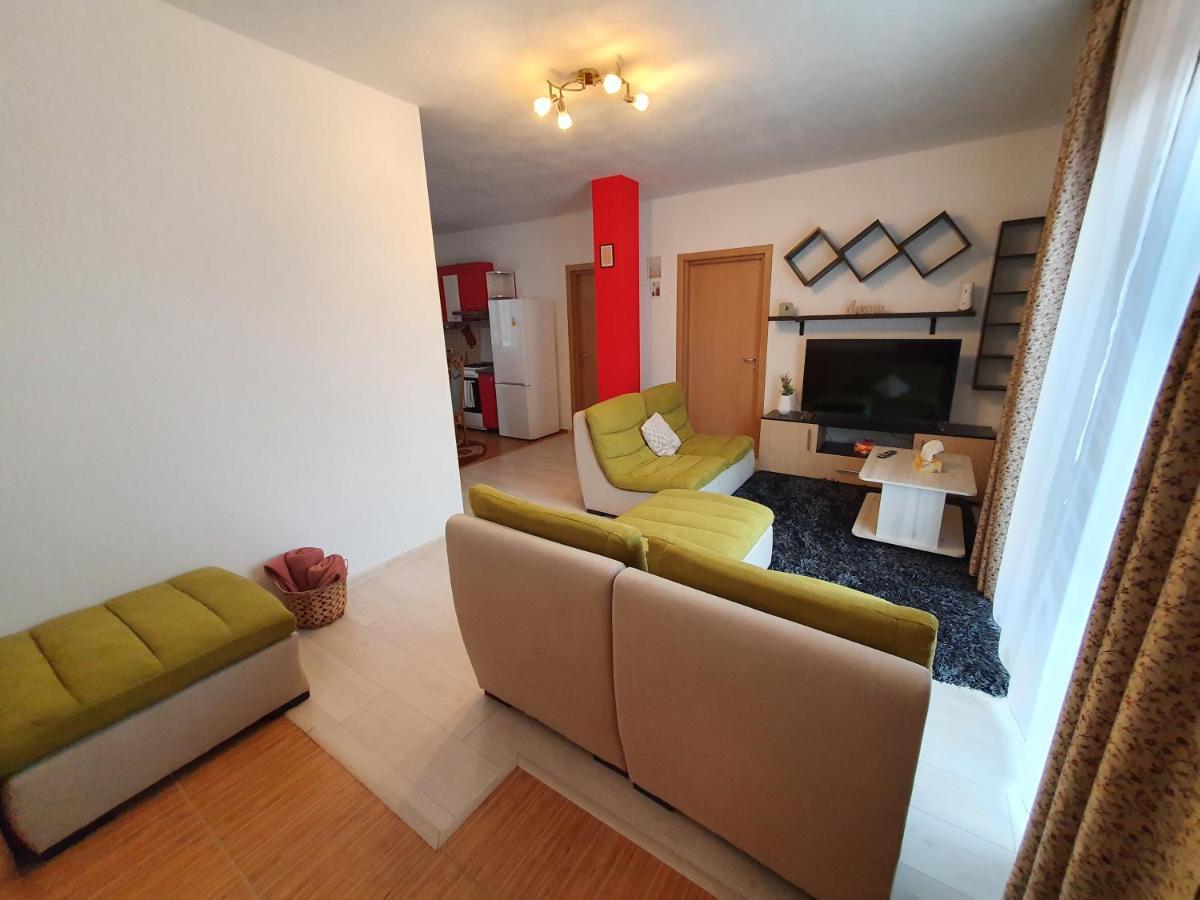 Apartament La Casa In Curte Comuna Appartement Codlea Buitenkant foto